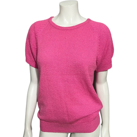 #15 Pink Short Sleeve Sweater Sz-Medium - Picture 1 of 4